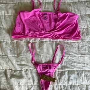 SKIMS Vibrant Pink Bra Set